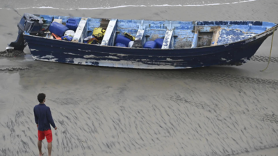 Two Indian children missing as migrant boat capsizes in California leaving 3 dead